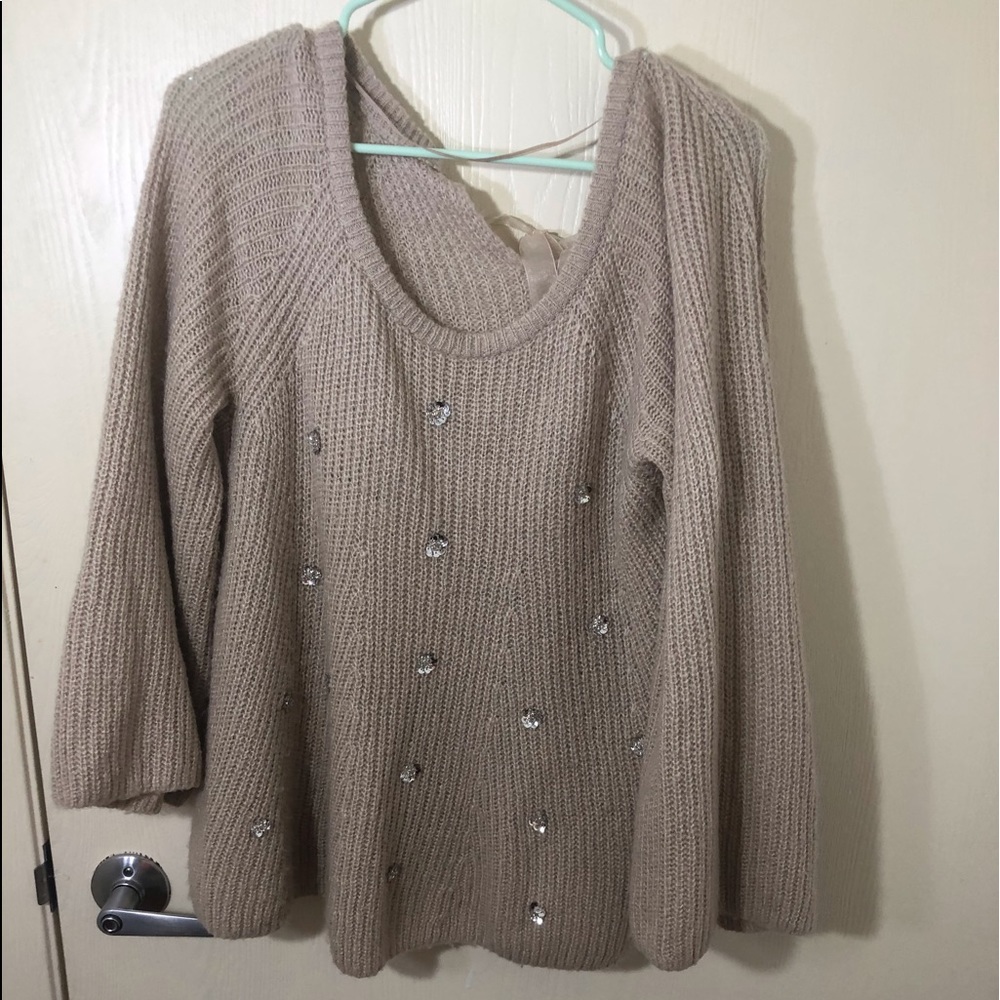 Loose sweater